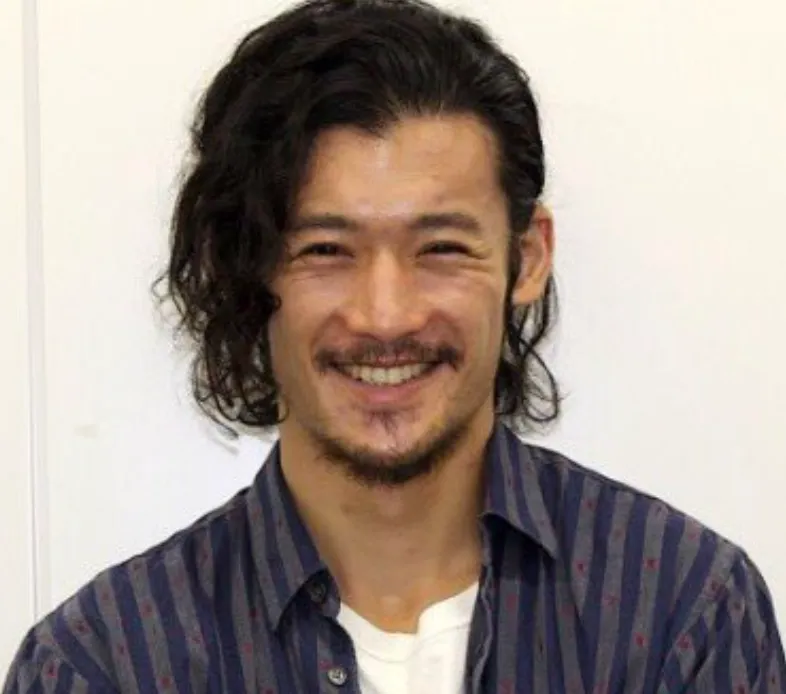 淵上泰史の嫁の噂を検証！結婚していない理由や現在の彼女について