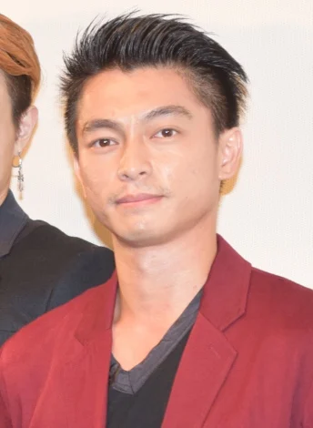 遠藤雄弥の離婚の噂は本当？妻や子供との現在の関係や家族エピソードまとめ