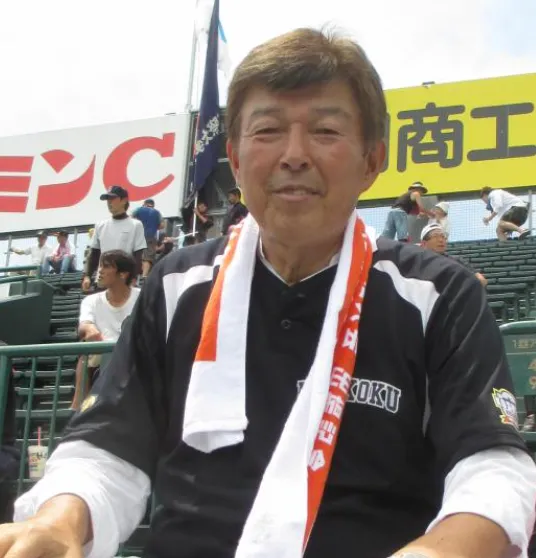 山本功児の妻・美砂子の再婚説と結婚の馴れ初めから息子の山本武白志まで