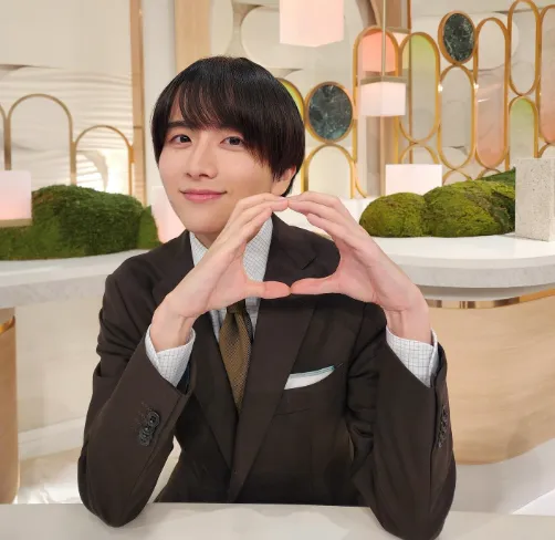 板垣李光人の母親の年齢や名前や職業と画像｜おしゃれで息子思いな家族エピソード